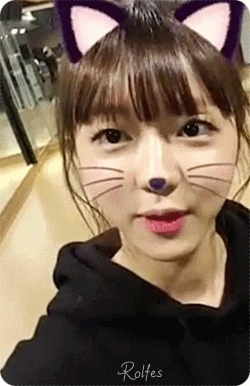 오마이걸 대표적인 꿀잼 V앱 돌려돌려 돌림판 - 유아 움짤.gif | 인스티즈