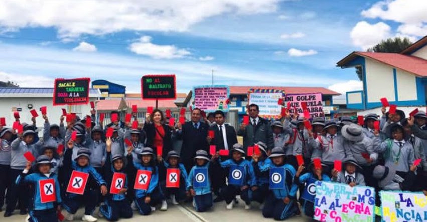 MINEDU: Campaña «Sácale tarjeta roja a la violencia» llega a Junín - www.minedu.gob.pe MINEDU: Campaña «Sácale tarjeta roja a la violencia» llega a Junín - www.minedu.gob.pe