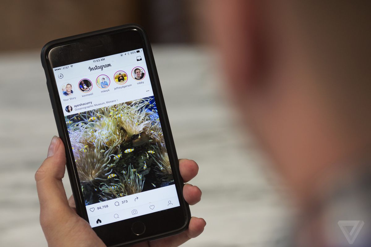 Cara Menambah Stiker Instagram Story Rumah Multimedia