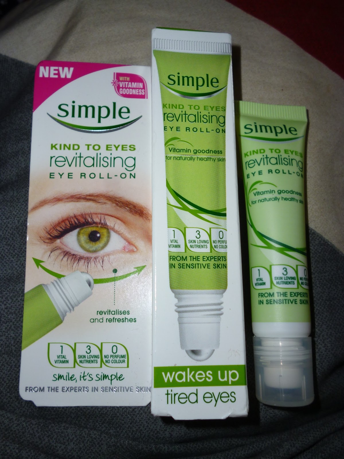 Madhouse Family Reviews Simple Revitalising Eye RollOn review