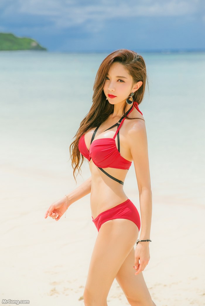 Beautiful Park Soo Yeon in the beach fashion picture in November 2017 (222 photos) photo 2-13
