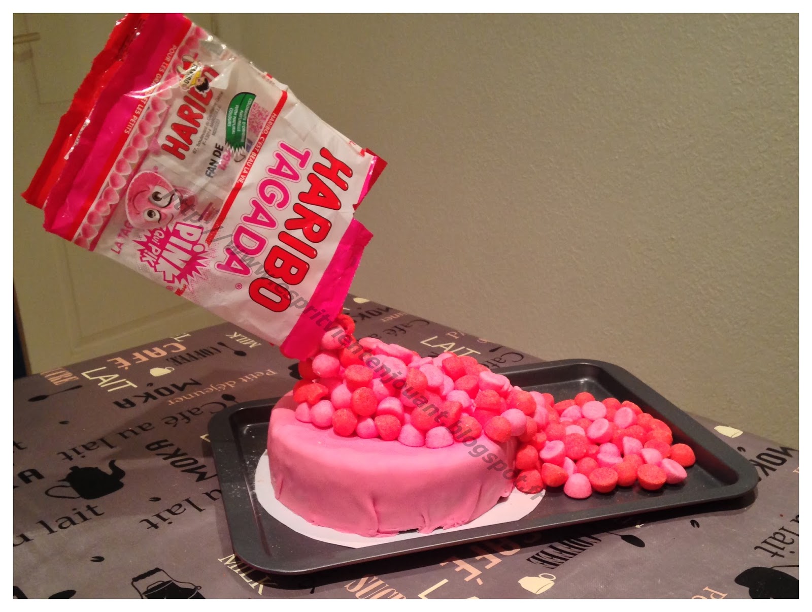 L Esprit Vient En Jouant Cuisine Gravity Cake Ou Gateau