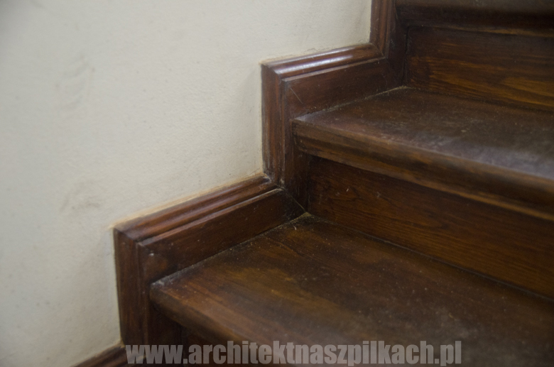 Klatki schodowe w kamienicach Sopocie, renowacja, remont. Klatki schodowe w kamienicach Sopocie, renowacja, remont.