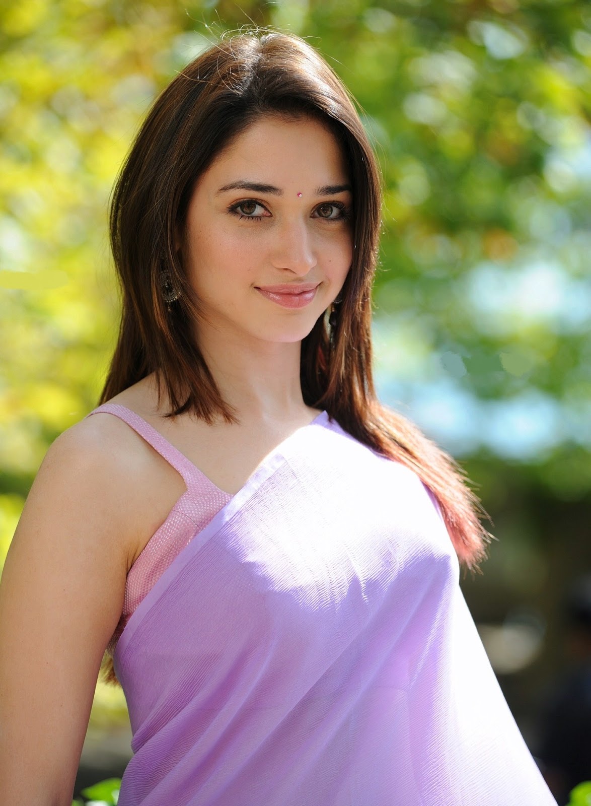High Quality Bollywood Celebrity Pictures: Tamanna Bhatia Looks ...