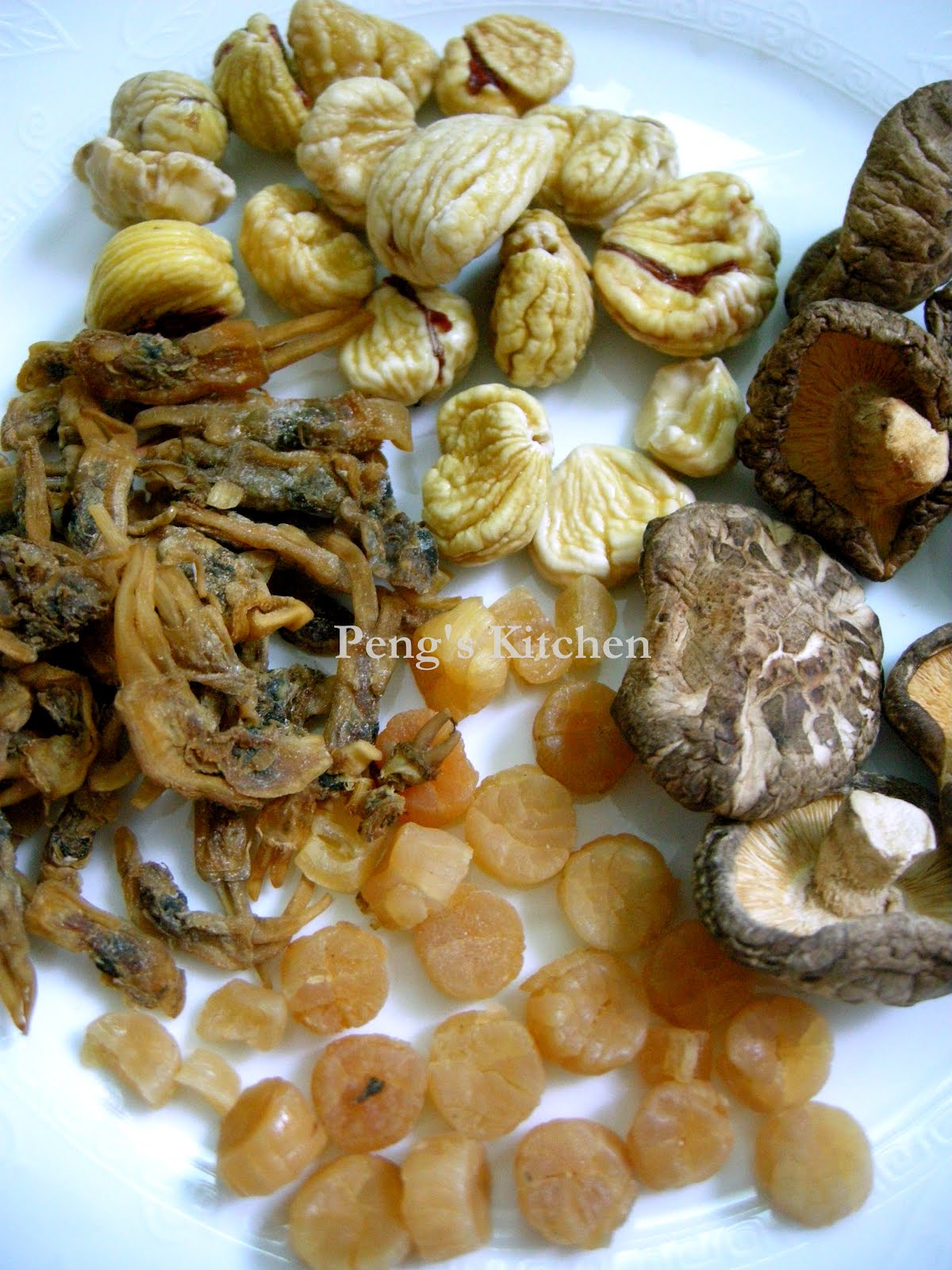 Peng's Kitchen Chestnut Chicken Soup with Scallop & Ginseng