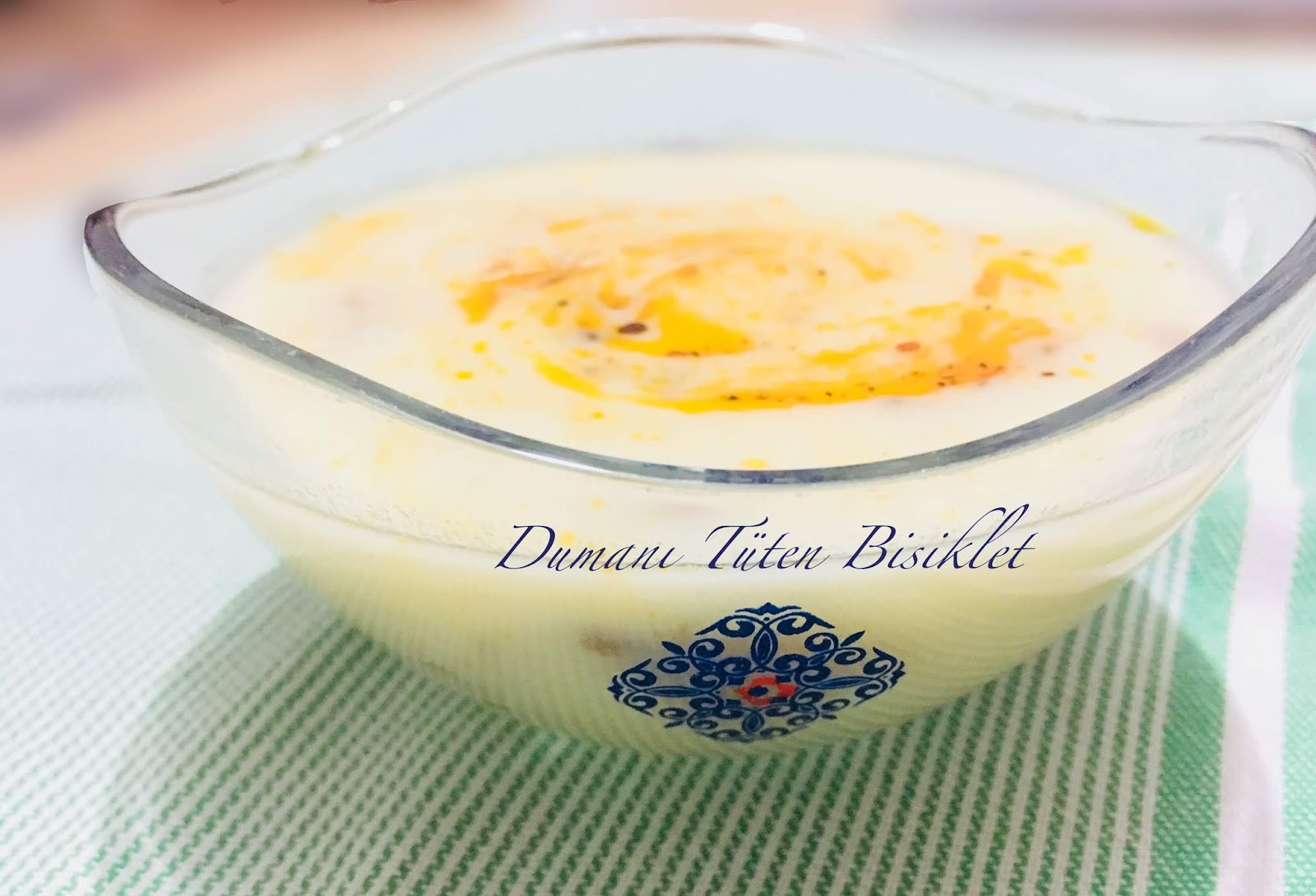 Tavuklu peynir çorbası: Nazik bir ilk yemek tarifi Tavuklu peynir çorbası: Nazik bir ilk yemek tarifi