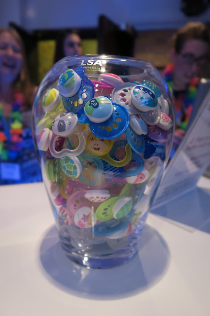 the MAM blogging video lounge ran a competition; guess the number of soothers