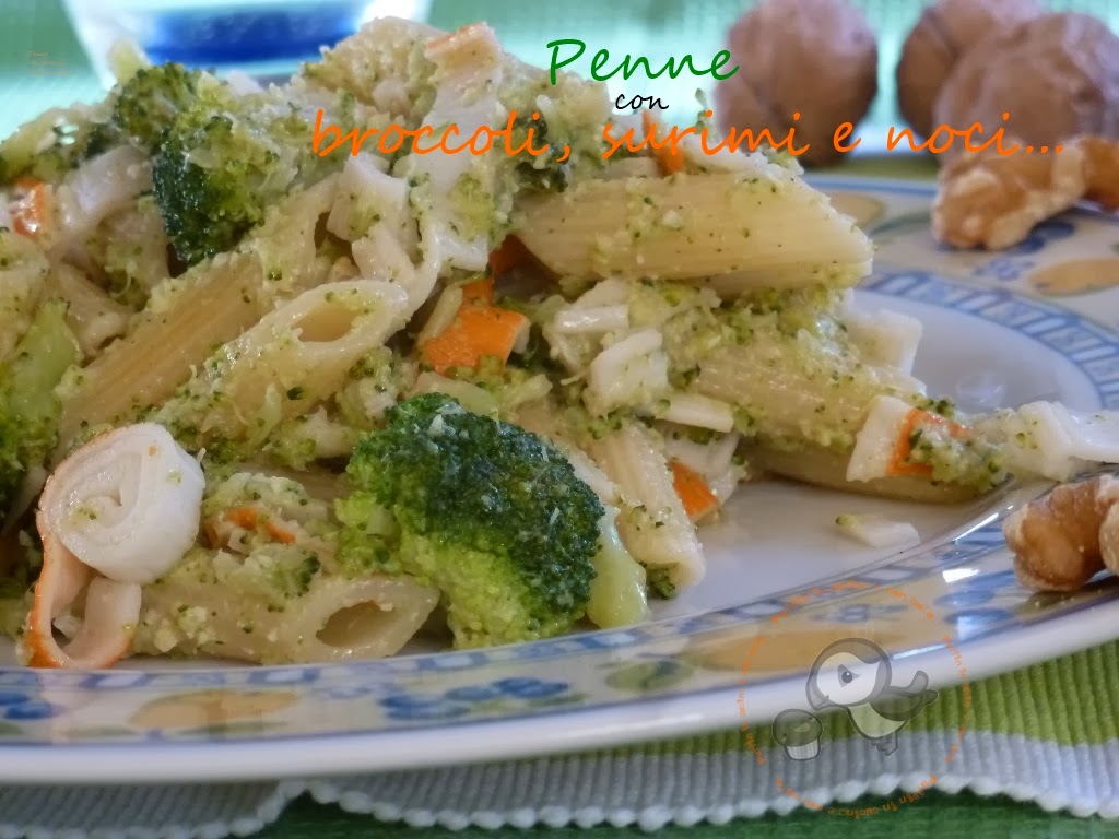 Penne con broccoli, surimi e noci....una pasta colorata invernale
