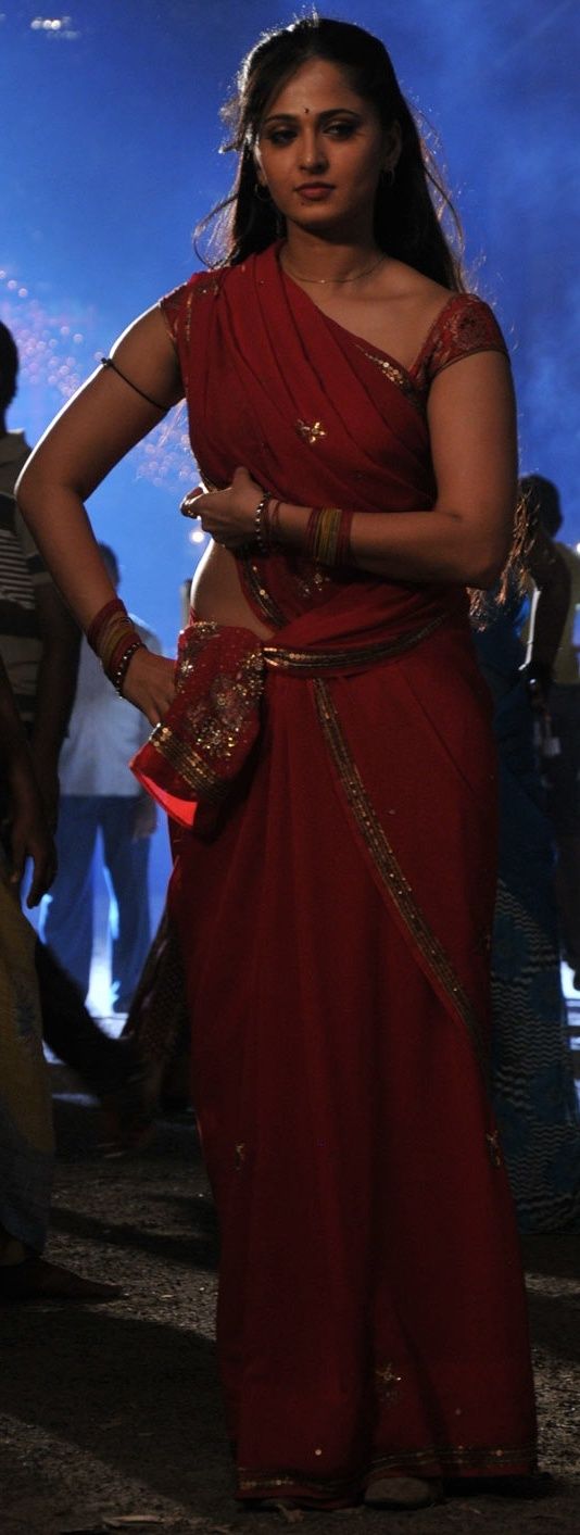 Celebraity S Hot And Sexy Images Anushka In Red Saree Nevel
