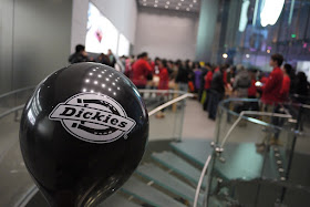Dickies balloon in a Shanghai Apple Store