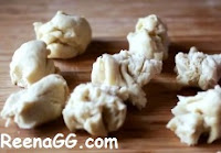 चॉकलेट गुजियां बनाने की विधि - Chocolate Gujiya Recipe in Hindi