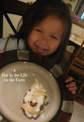 A Day In The Life On The Farm Mini Mummy Meatloaf Halloween Kitchenmatrixcookingproject
