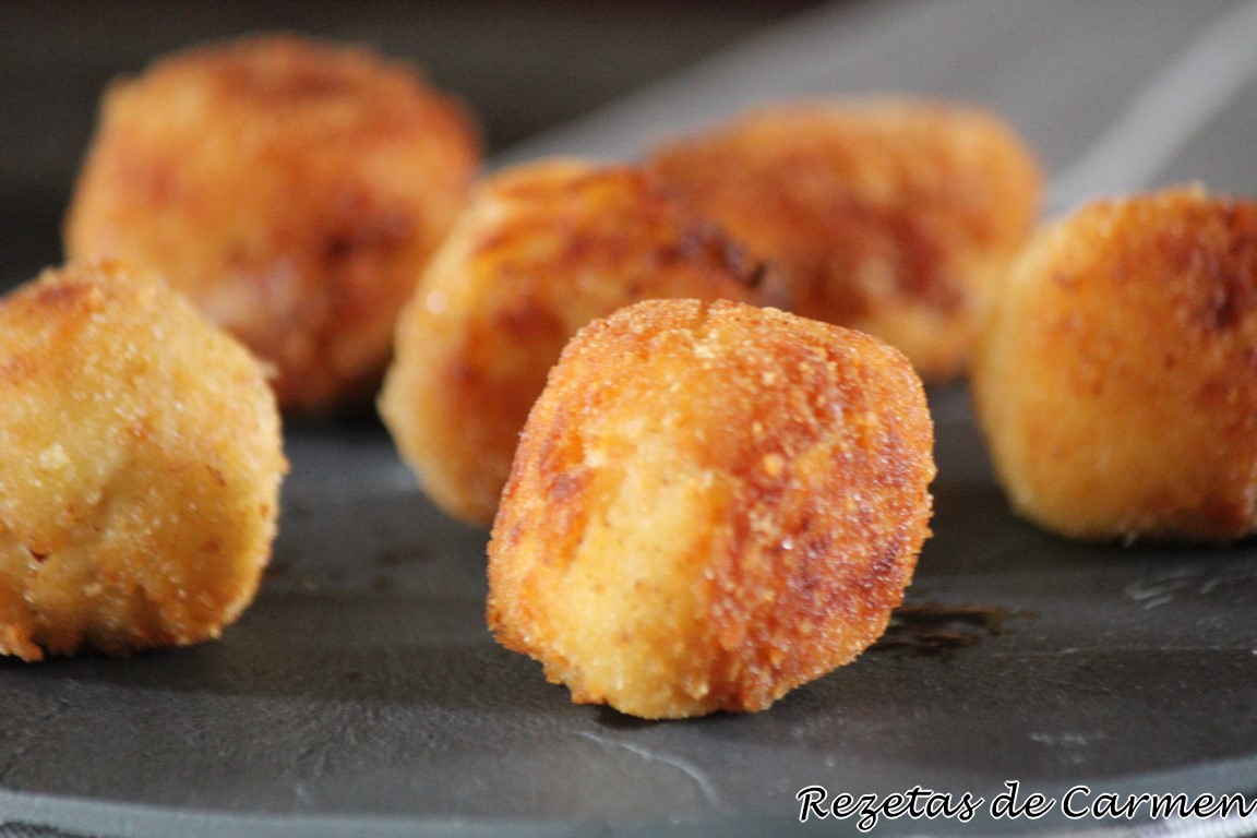 Croquetas de pollo al curry