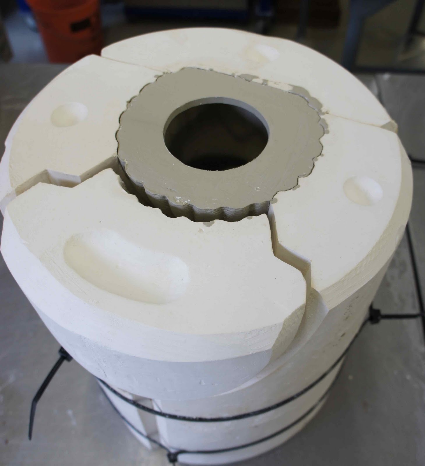 EUGENE HŐN CERAMIC ARTIST Slipcasting the decoyduck; stepbystep