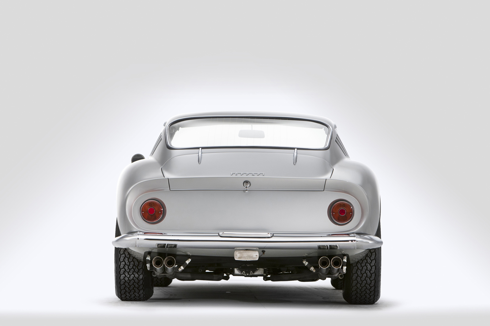 Ferrari275_rear.jpg