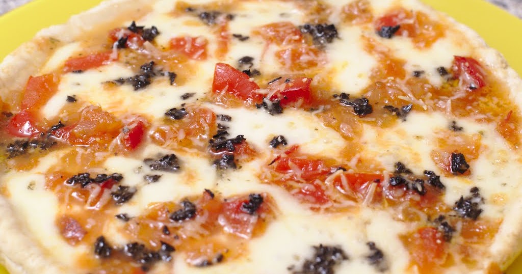 kruusaauk Tuunikala, salaami ja seenepitsa