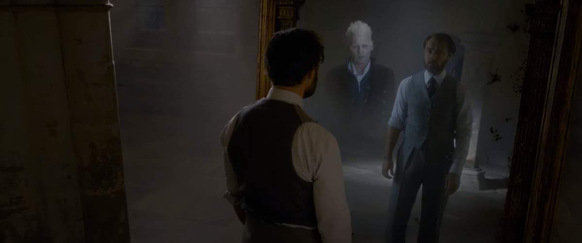 Porque Alvo Dumbledore vê Gellert Grindelwald no Espelho de Ojesed