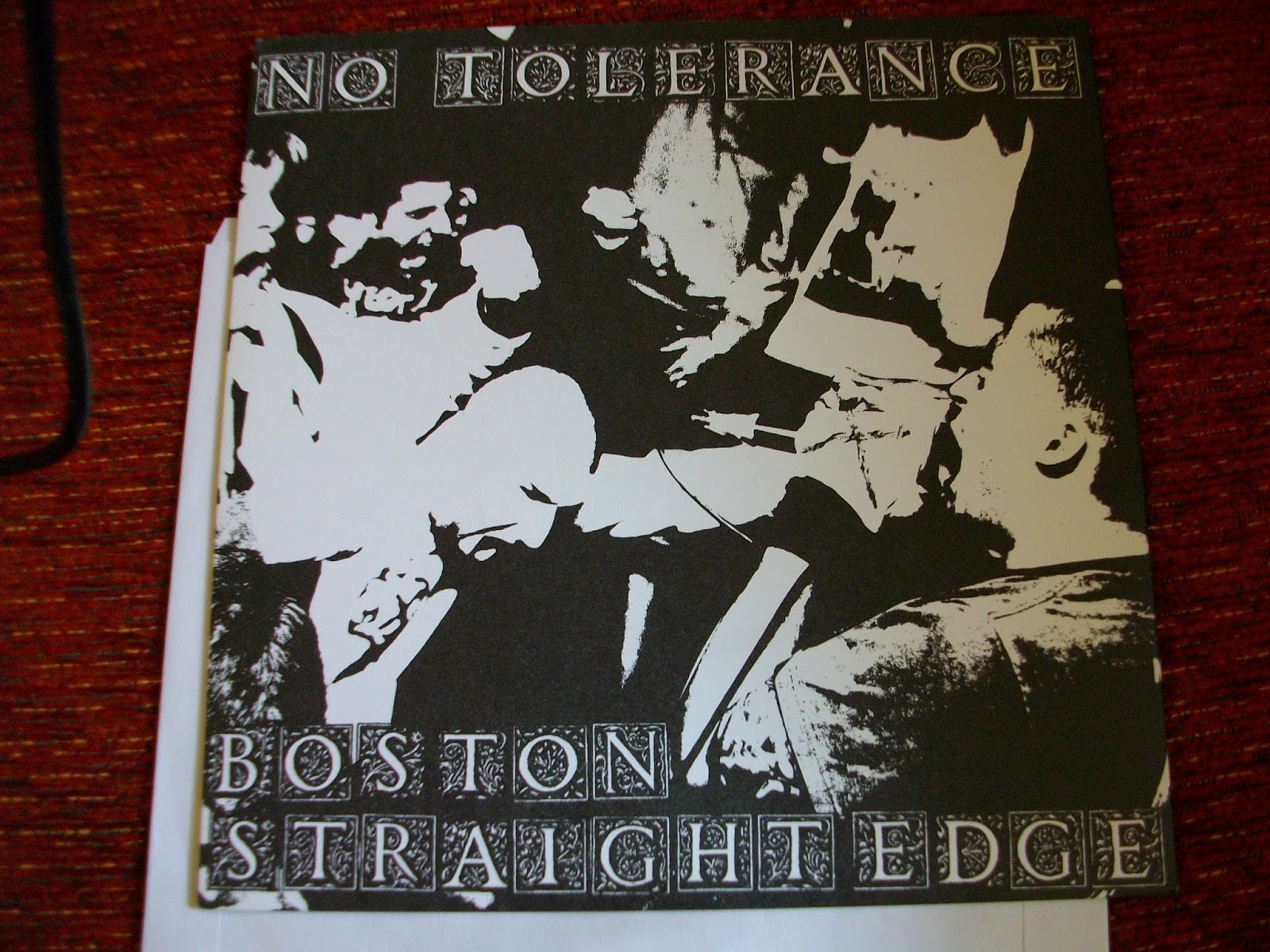 COUCH SLOUCH!!!! No ToleranceBoston straight edge 7" Gold vinyl.