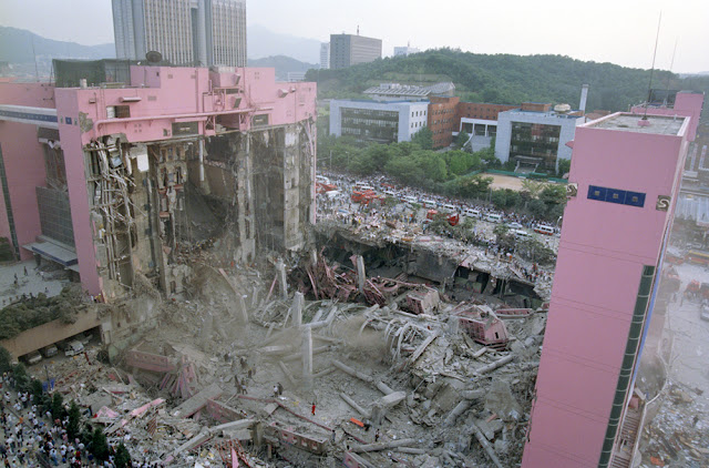 Tiendas Departamentales Sampoong derrumbadas en Seúl en 1995