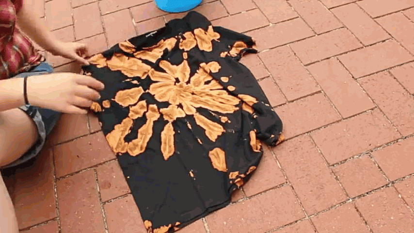 3 Cara Mendesign Baju Menggunakan Pemutih Kerimake