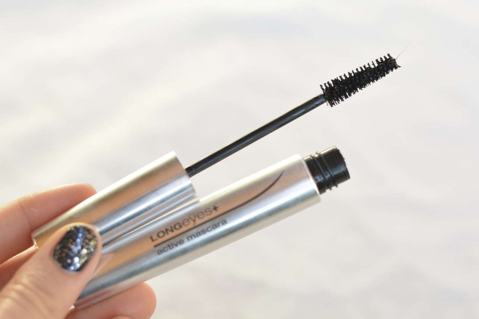 Feathers and Brushes Mascara Cycle 4