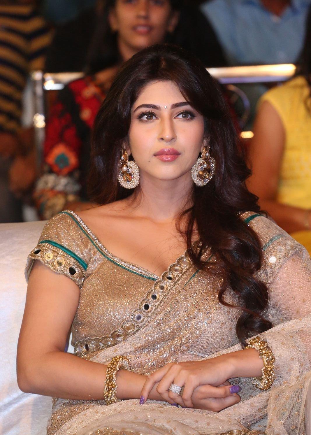 Sonarika Bhadoria Looks Super Sexy In Saree At Telugu Film â€œEedorakam Aadorakam Audio Launch Event In Hyderabad