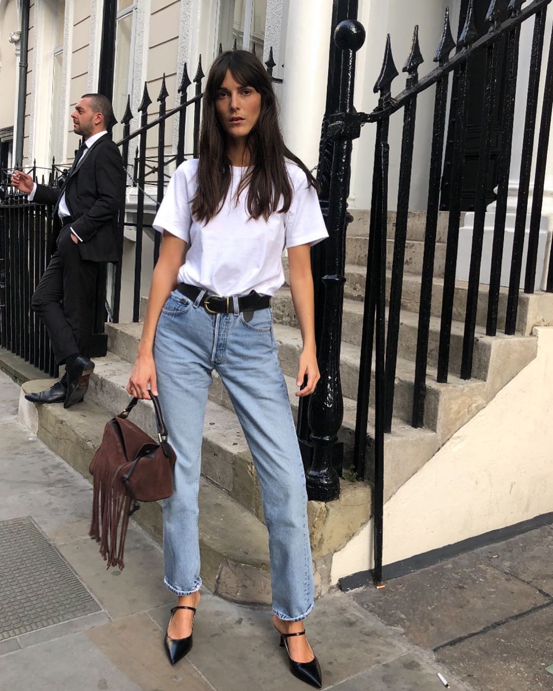 The French-Girl Way to Wear a White Tee and Jeans for Spring