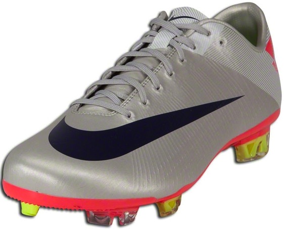 nike mercurial superfly 2011