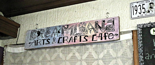 Dreamland Arts & Crafts Cafe - Lipa