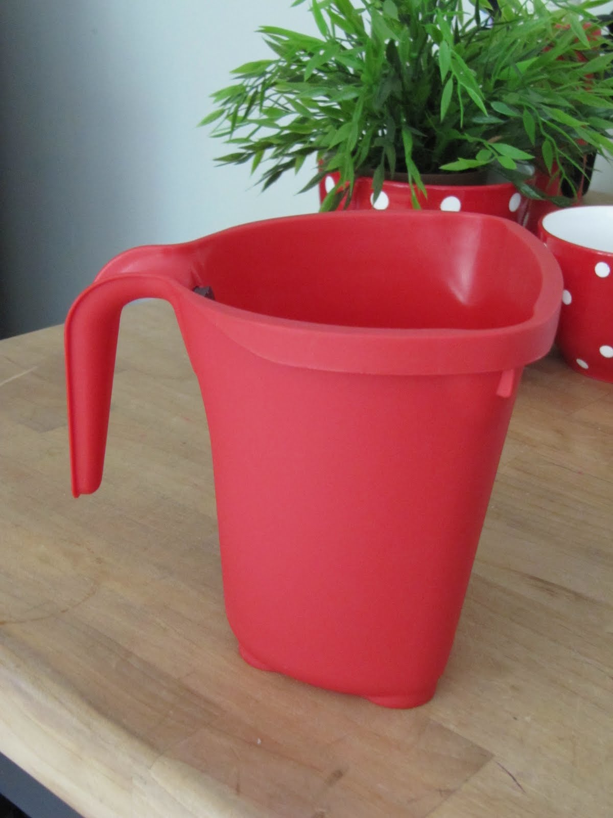 Sew Many Ways... Tool Time Tuesday...Paint Craft Bucket