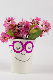 paper cup flower head kids craft- great craft for Spring or Mother's Day