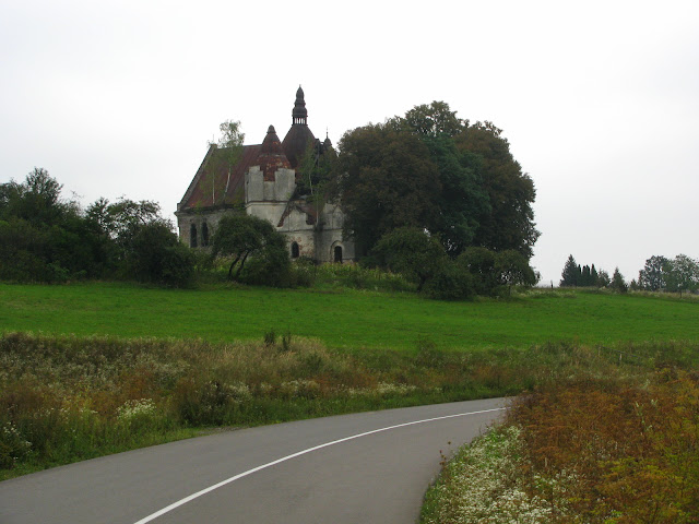 заброшенный замок