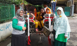 Serunya Naik Delman Keliling Komplek Qaryah Thayyibah Srengseng naik delman