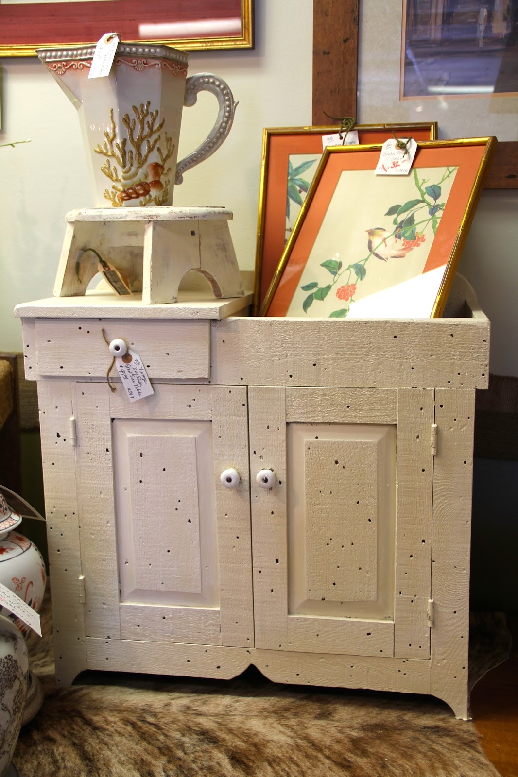 SMALL CHILD'S DRY SINK - SIDE TABLE