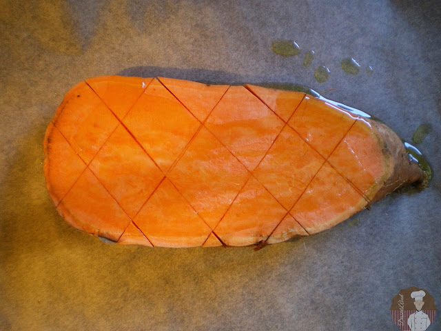 Batata asada con setas y parmesano: Batata antes de hornear