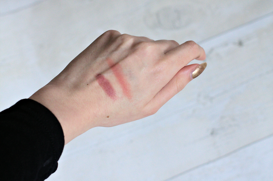 Ere Perez Natural Cosmetics Colour Pot in Harmony, Lipcolour in You and Arnica Concealer in Latte Swatch photo of Ere Perez Natural Cosmetics Colour Pot in Harmony, Lipcolour in You and Arnica Concealer in Latte on fair skin.