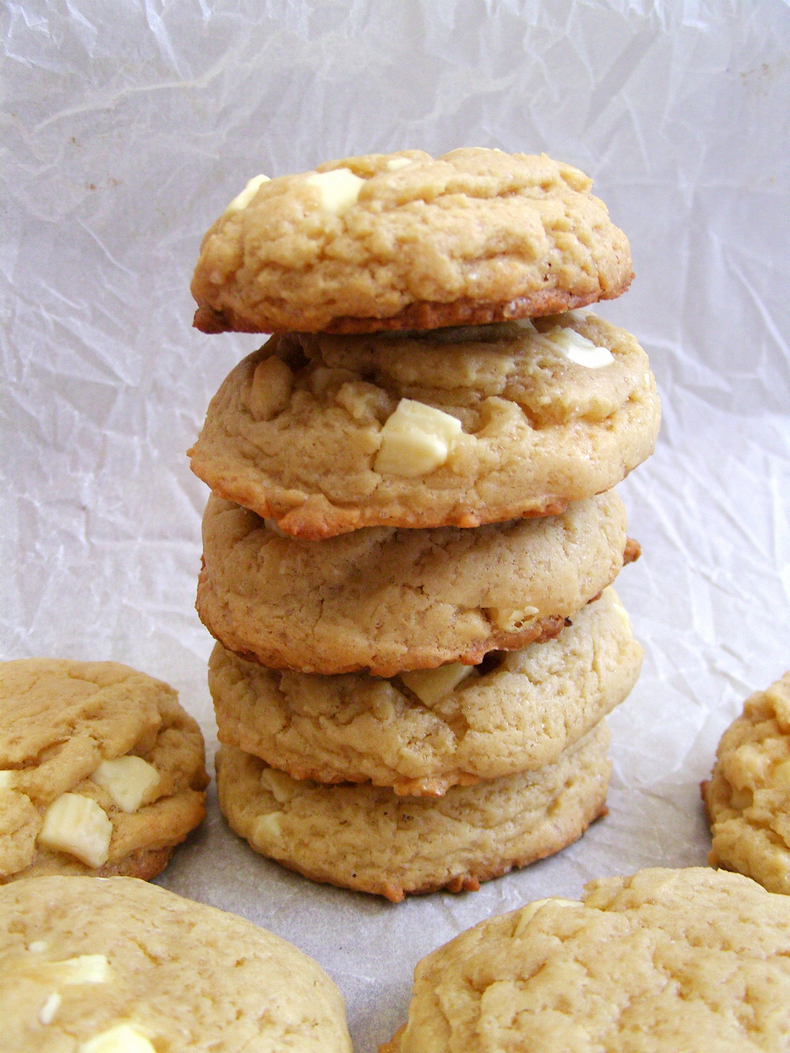 Nougat Cream White Chocolate Chip Cookies Nougat Cream White Chocolate Chip Cookies