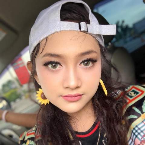 Lirik Lagu Sakit Disini Enak Disana - Jihan Audy Lirik Lagu Sakit Disini Enak Disana - Jihan Audy