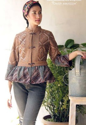 Gambar baju batik santai elegan model terkini Gambar baju batik santai elegan model terkini