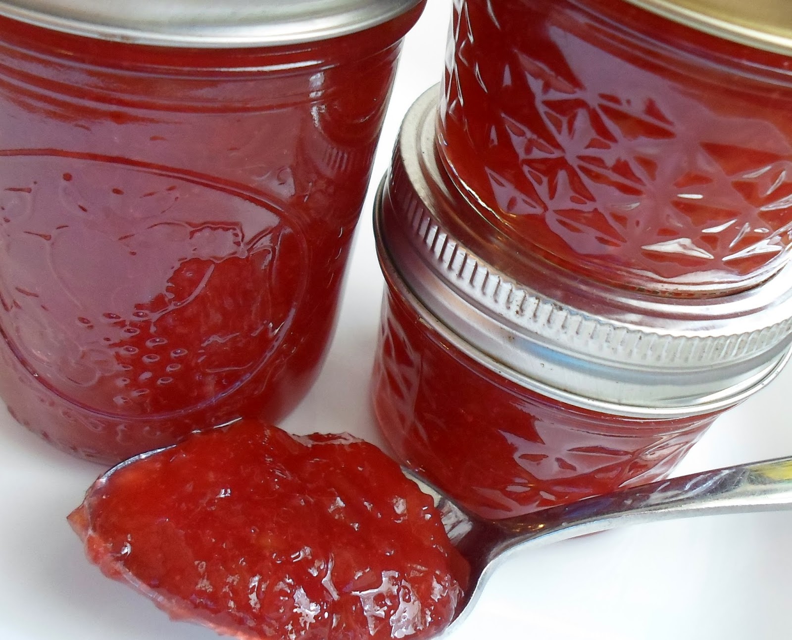 Happier Than A Pig In Mud Rhubarb Jam Using Strawberry Jello