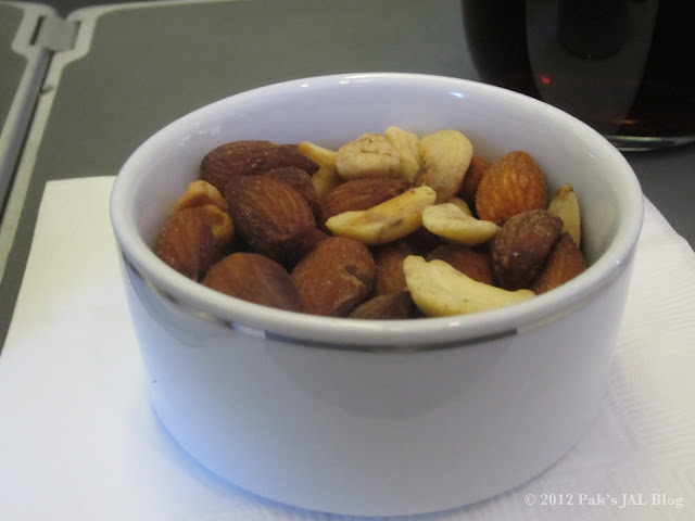 AA's signature warm mixed nuts