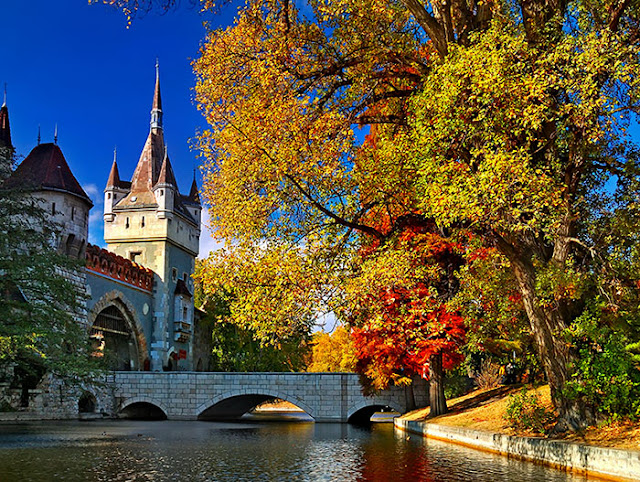 Outono em Budapeste Outono em Budapeste