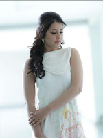 Actress Rashi Khanna New dazzling pics-cover-photo