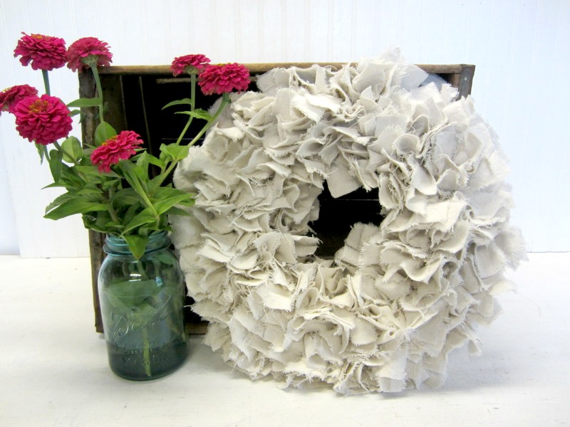 Simply Country Life: Handmade Drop Cloth Rag Wreath