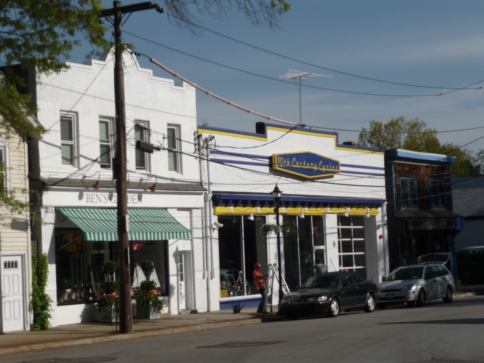 Oyster Bay Main Street News Classics Day Gives Free Admission to