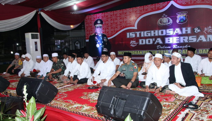 Istigosah Polres Bangkalan Demi Kesejukan Pemilu Serentak
