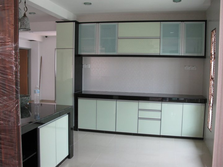 Oren Kabinet Tips Memilih Keserasian Warna Dinding Dapur Dengan Orenkabinet 012 3244676
