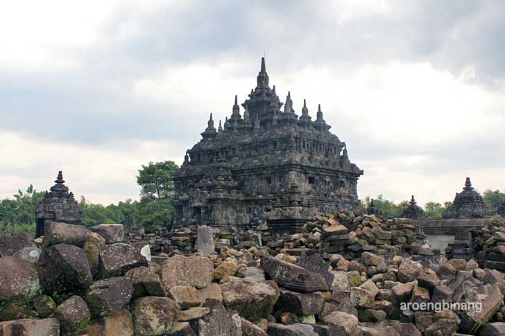 candi plaosan lor klaten