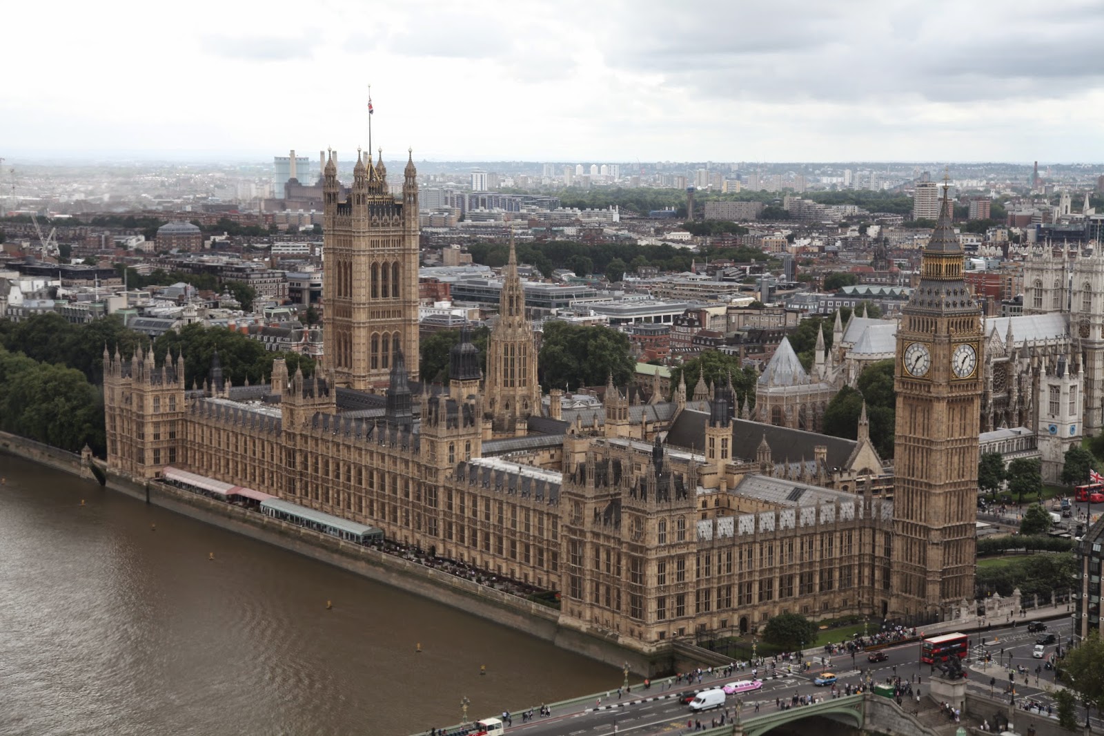 Life is like a rainbow...: Лондон - город контрастов.