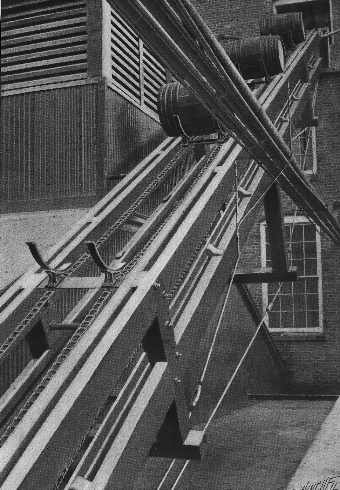 Model Railroad Minutiae Barrel company conveyors